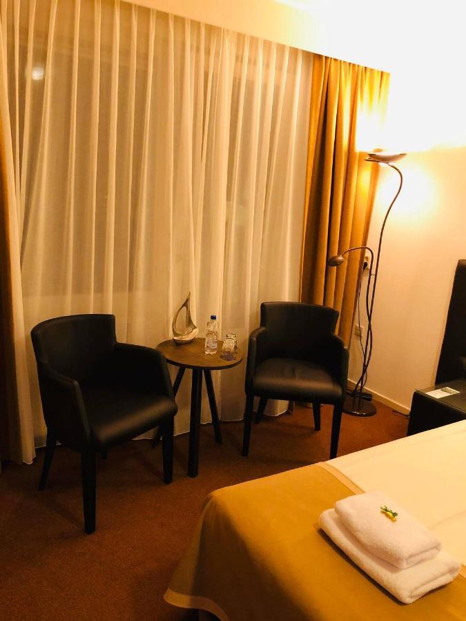 Hotel - Restaurant - Cafe- Geertien Blokzijl Eksteriør bilde